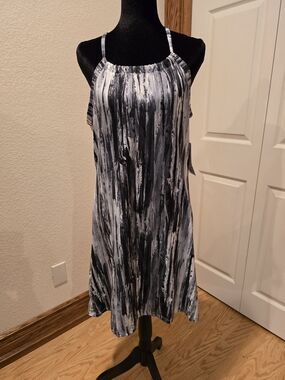 New! Peace & Pearls Sleeveless Active Dress w/ Shelf-bra Size M